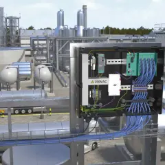 Steuerungsschrank mit Ethernet-APL-Modulen in einer Industrieanlage.