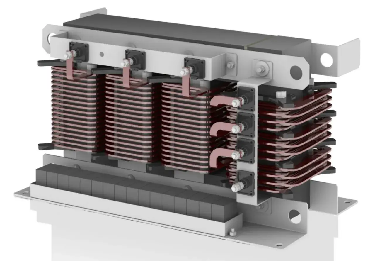 Dreiphasiger **common mode filter** mit Kupferwicklungen und Ferritkernen, montiert auf einer Metallbasis.